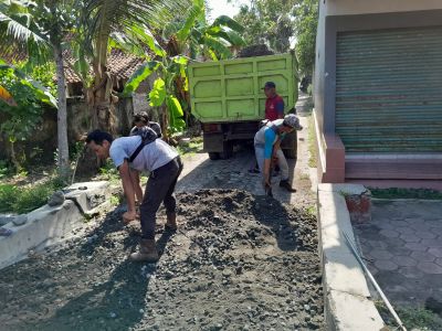 Pengaspalan Jalan Desa 2024